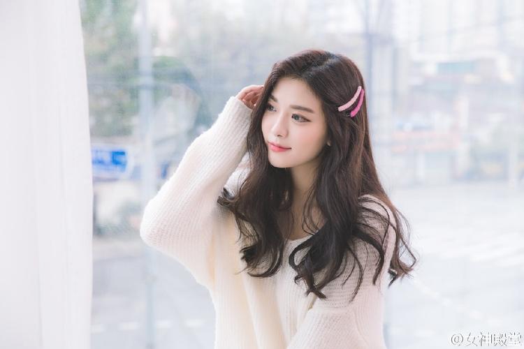 在新疆库尔勒点亮书法“烛光”